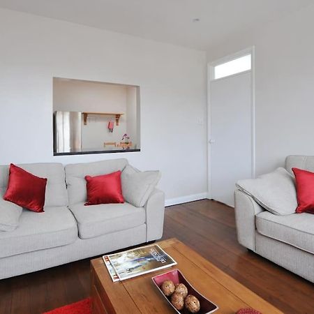 Spacious Apartment Central באת' מראה חיצוני תמונה