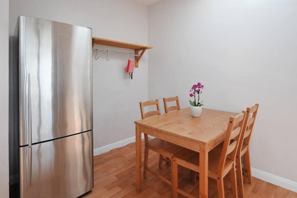 Spacious Apartment Central באת' מראה חיצוני תמונה